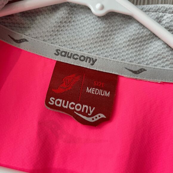 Saucony ViZiPRO Running Vest Neon Pink Reflective Windbreaker Sz M - Picture 5 of 13